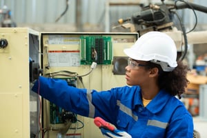 experienced-female-electrical-engineer-the-electri-2026-01-07-06-30-07-utc